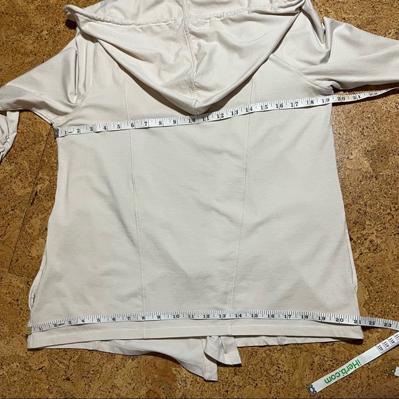 Zenergy By Chico’s Beige Lightweight 3/4 Sleeve Jersey Knit Hooded Cardigan Sz L - Picture 13 of 14